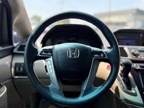 Used 2014 Honda Odyssey EX image 40