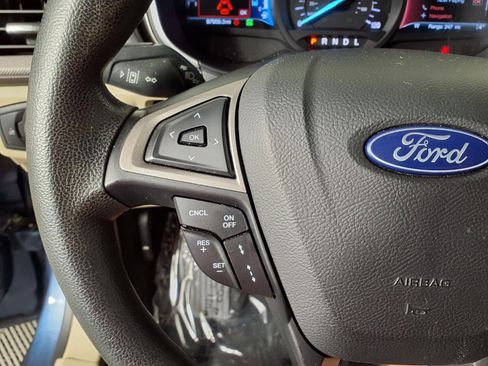 Used 2019 Ford Fusion SE FWD image 28