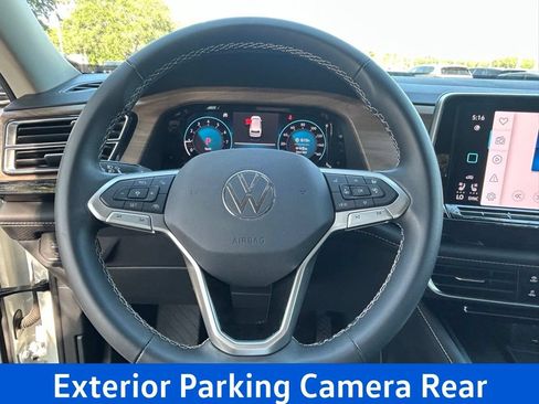Used 2024 Volkswagen Atlas SE FWD image 22