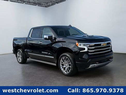 New 2026 Chevrolet Silverado 1500 High Country w/ High Country Premium Package AWD/4WD image 1