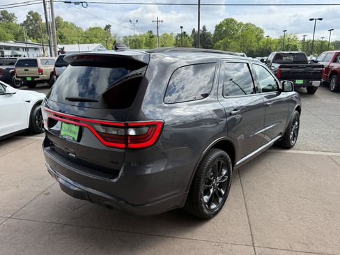 Used 2024 Dodge Durango GT AWD/4WD image 5