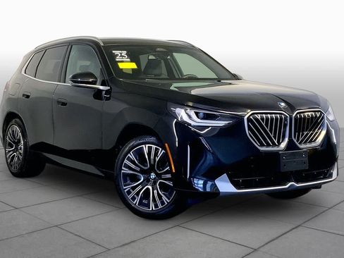 Used 2025 BMW X3 xDrive30i w/ Premium Package AWD/4WD image 3