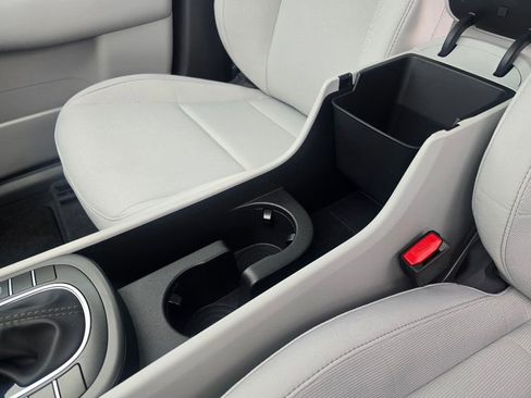 New 2026 Hyundai Kona SE image 22