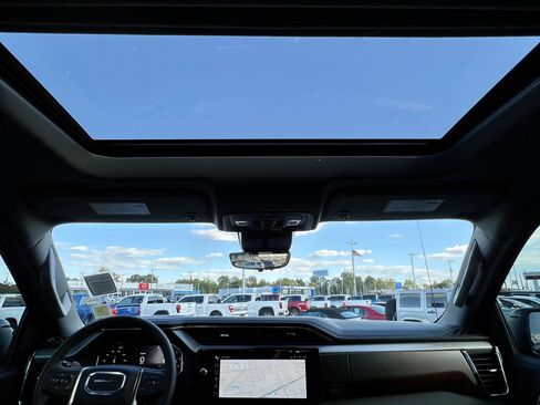 New 2026 GMC Sierra 1500 Denali w/ Denali Reserve Package image 32