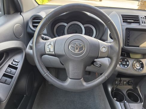 Used 2010 Toyota RAV4 Limited AWD/4WD image 40