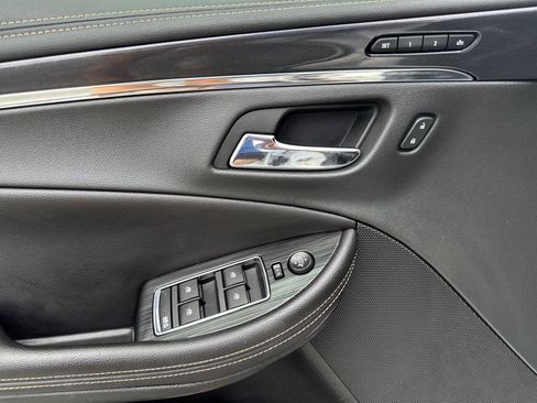 Used 2019 Chevrolet Impala Premier w/ Premier Confidence Package FWD image 17