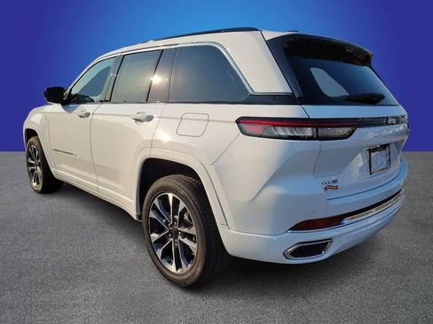 New 2024 Jeep Grand Cherokee Overland w/ Luxury Tech Group IV image 4