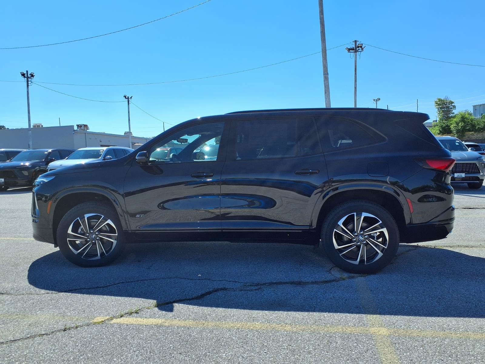 New 2026 Buick Enclave Sport Touring w/ Power Package FWD image 28