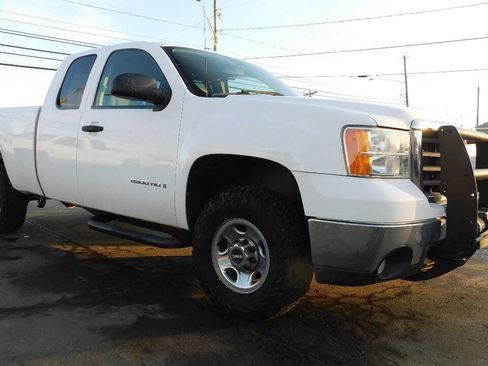 Used 2008 GMC Sierra 2500 W/T image 1