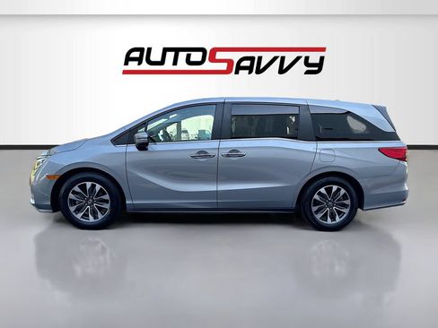 Used 2023 Honda Odyssey EX-L image 4