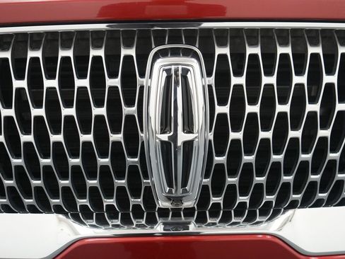 Used 2020 Lincoln Aviator Reserve w/ Equipment Group 201A AWD/4WD image 12