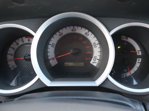 Used 2014 Toyota Tacoma PreRunner image 33