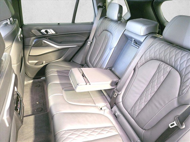 Used 2026 BMW X5 M60i AWD/4WD image 14