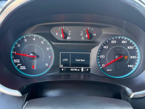 Used 2020 Chevrolet Malibu LT FWD image 15