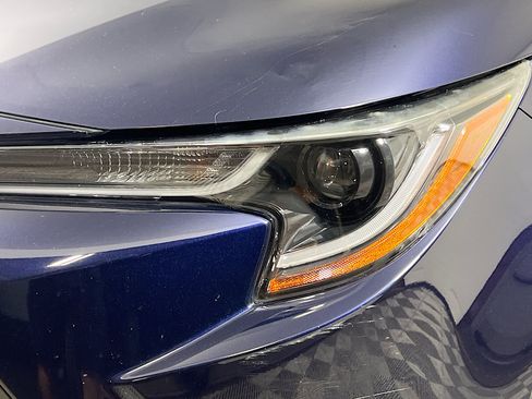 Used 2020 Toyota Corolla LE FWD image 12
