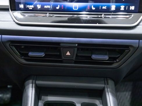 New 2026 Volkswagen Tiguan SE image 20