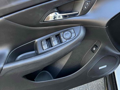 Used 2019 Chevrolet Volt LT FWD image 73