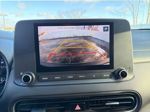 Used 2023 Hyundai Kona SEL image 22