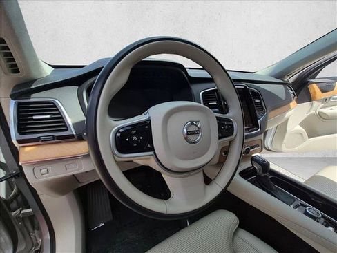Used 2020 Volvo XC90 T6 Inscription w/ Protection Package Premier AWD/4WD image 11