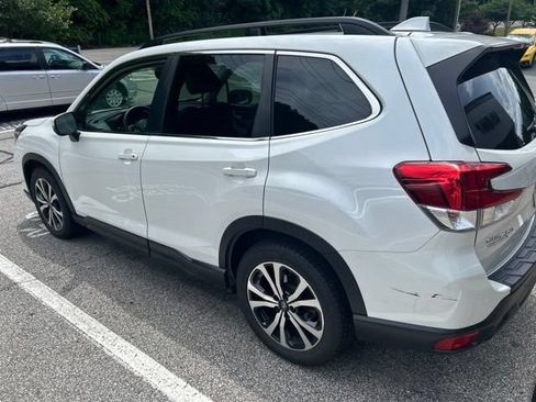 Used 2020 Subaru Forester Limited w/ Popular Package #3 AWD/4WD image 12