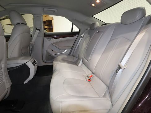 Used 2010 Cadillac CTS Luxury image 14