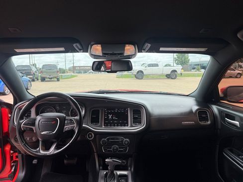 Used 2019 Dodge Charger SXT w/ Plus Group RWD image 22