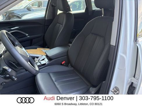 Used 2025 Audi Q5 Premium w/ Convenience Package AWD/4WD image 10