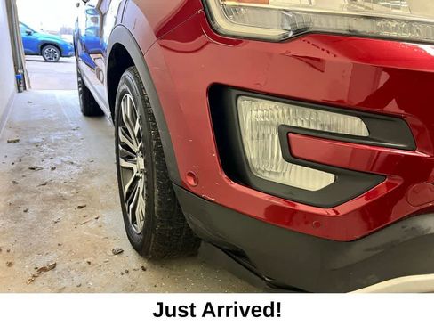 Used 2016 Ford Explorer Platinum image 66