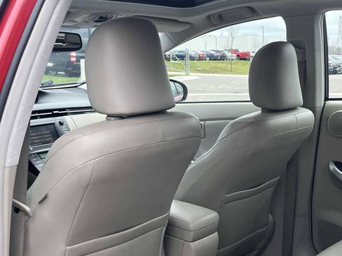 Used 2011 Toyota Prius Four w/ Solar Roof Pkg FWD image 32