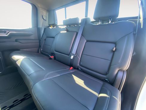 Used 2022 Chevrolet Silverado 1500 LTZ image 24