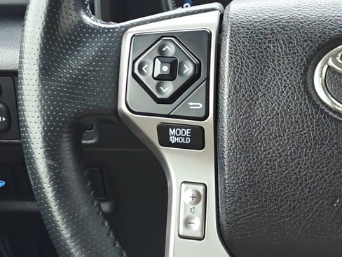 Used 2016 Toyota 4Runner SR5 image 24