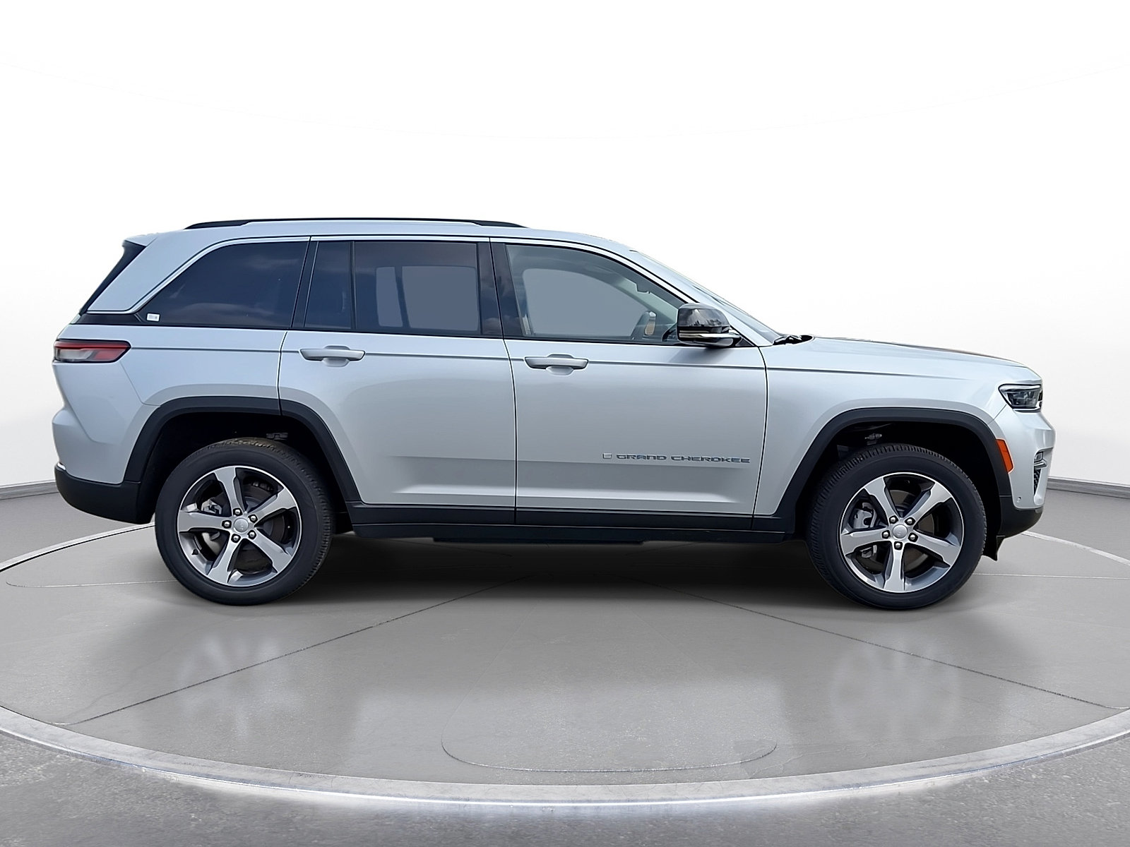 New 2024 Jeep Grand Cherokee Limited 4xe w/ Luxury Tech Group II AWD/4WD image 9