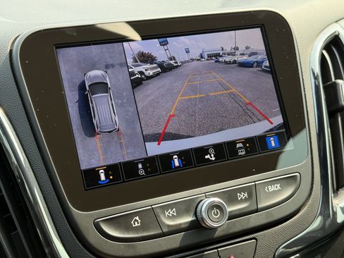 Used 2024 Chevrolet Equinox RS w/ RS Leather Package FWD image 24