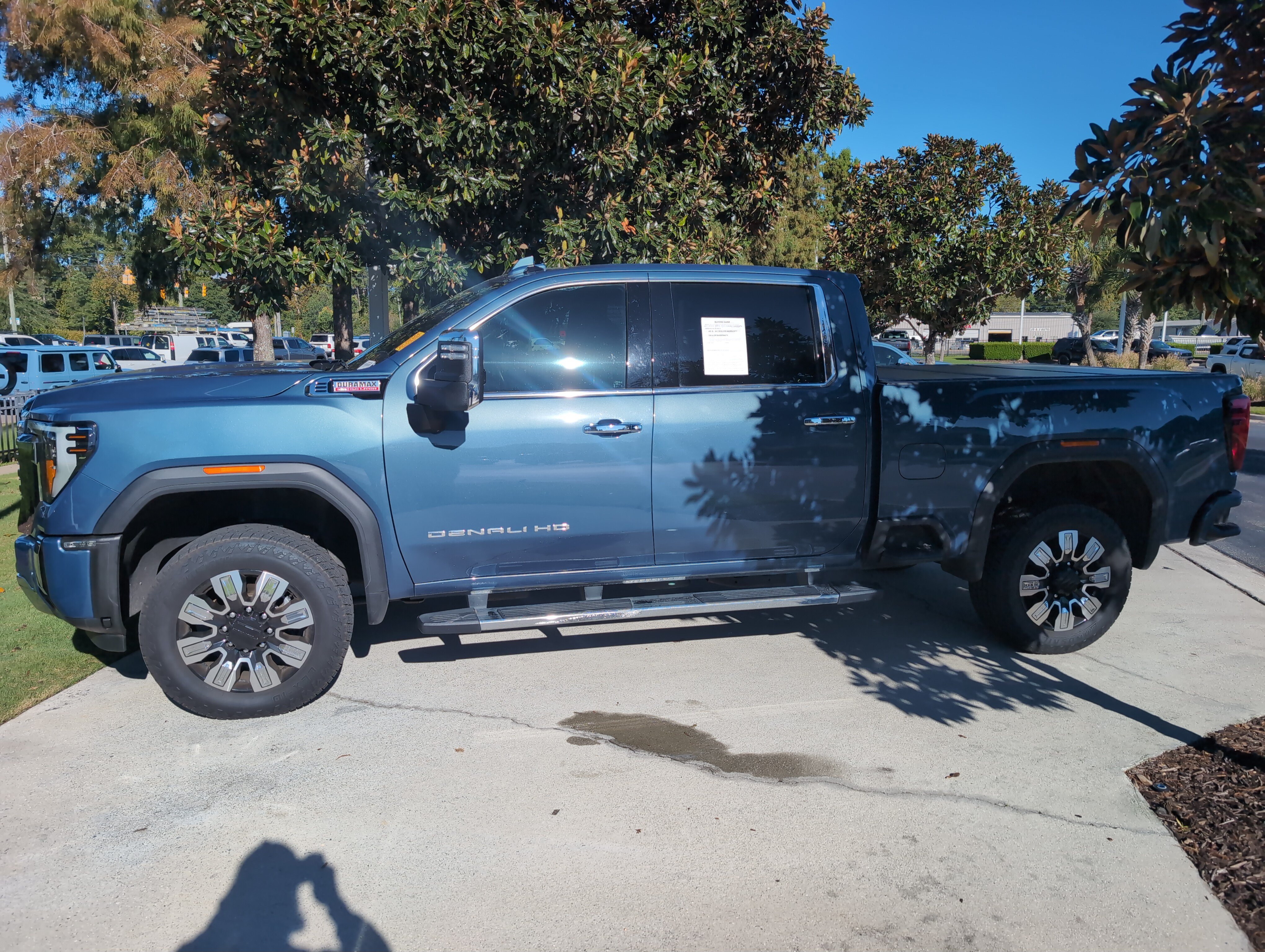 Used 2025 GMC Sierra 3500 Denali w/ Denali Reserve Package AWD/4WD image 7