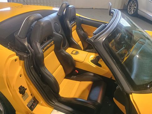 Used 2005 Dodge Viper SRT-10 image 36