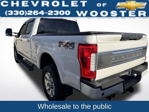 Used 2017 Ford F250 Platinum w/ Platinum Ultimate Package image 3