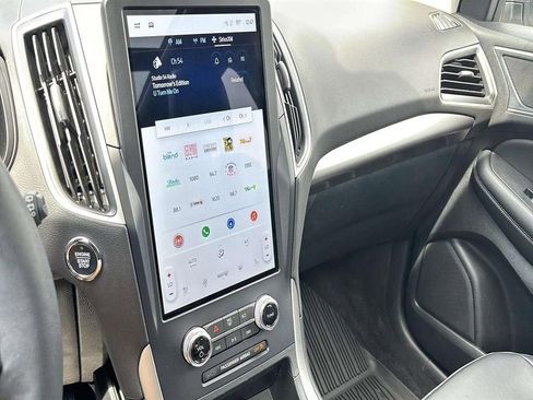 Used 2023 Ford Edge SEL w/ Convenience Package image 17