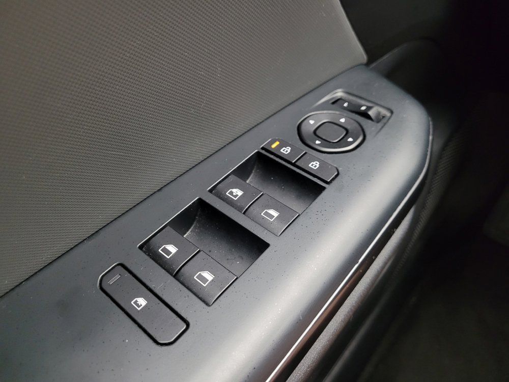 Used 2025 Kia K4 FWD image 27