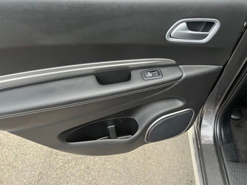 Used 2017 Dodge Durango Citadel w/ Technology Group image 25