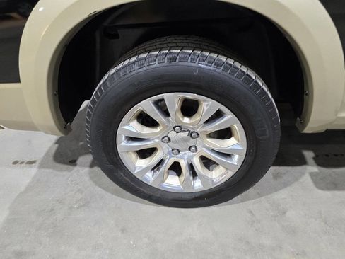 Used 2014 RAM 1500 Laramie Longhorn w/ Convenience Group image 27