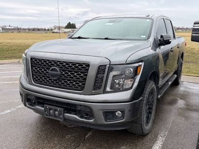 Used 2019 Nissan Titan SL w/ Midnight Edition