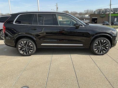 New 2026 Volvo XC90 B5 Plus w/ Protection Package AWD/4WD image 7