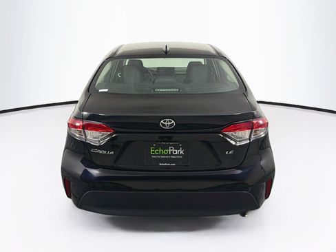 Used 2025 Toyota Corolla LE FWD image 7