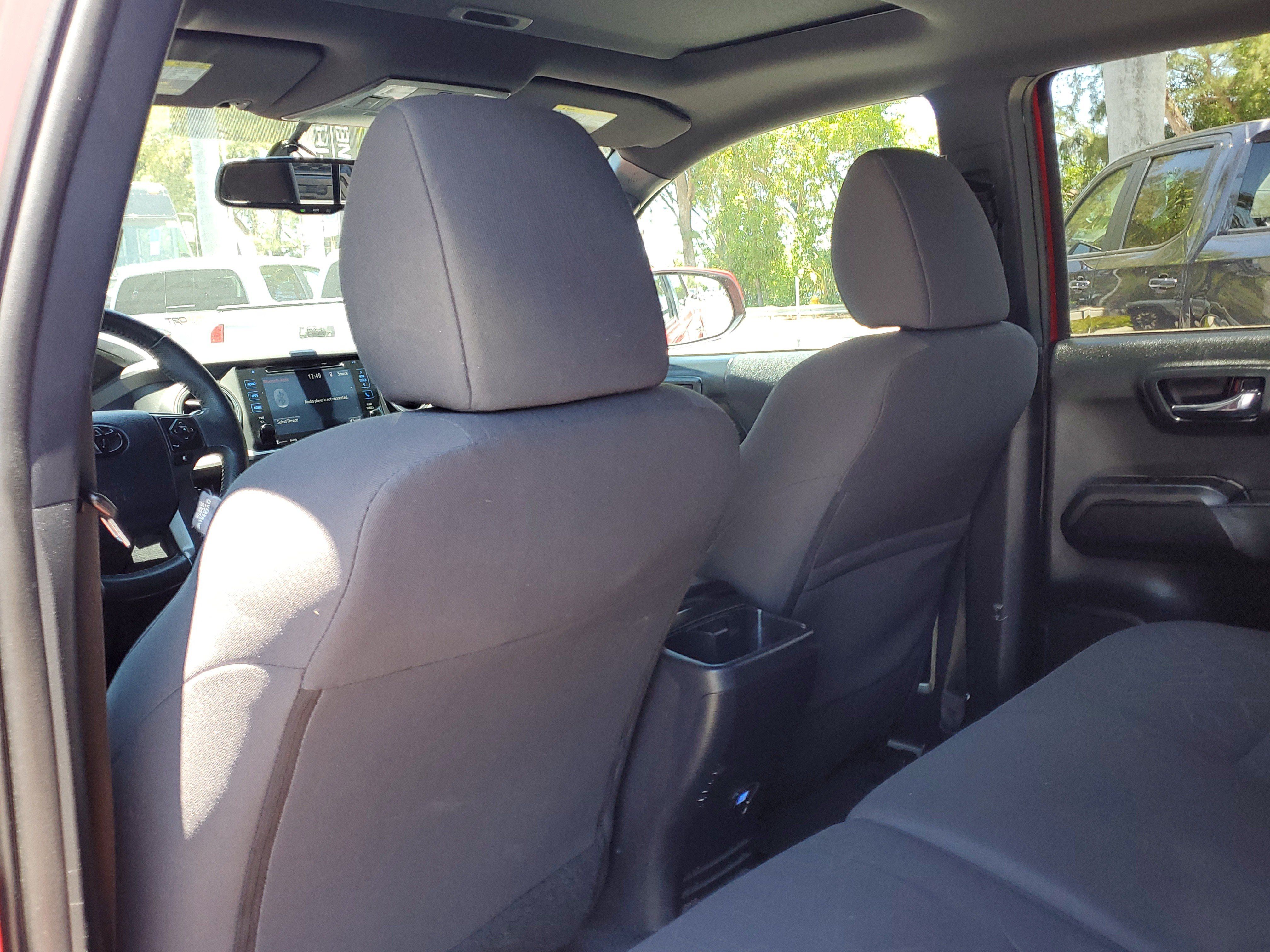 Used 2017 Toyota Tacoma TRD Sport w/ Premium & Technology Package RWD image 11