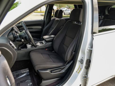 Used 2018 Dodge Durango SXT w/ 3rd Row Seating Group RWD image 37
