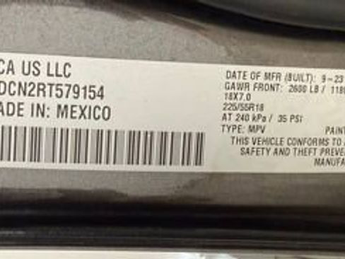 Used 2024 Jeep Compass Limited image 25