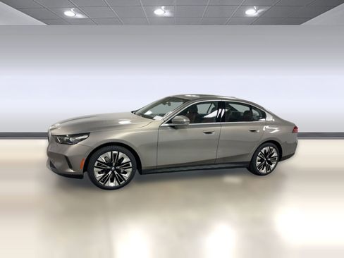 New 2026 BMW 530i image 21