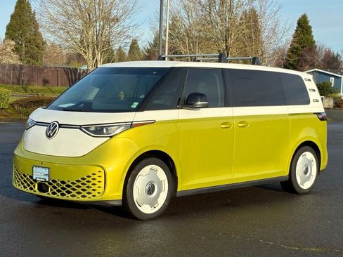 Used 2025 Volkswagen ID. Buzz 1st Edition image 3