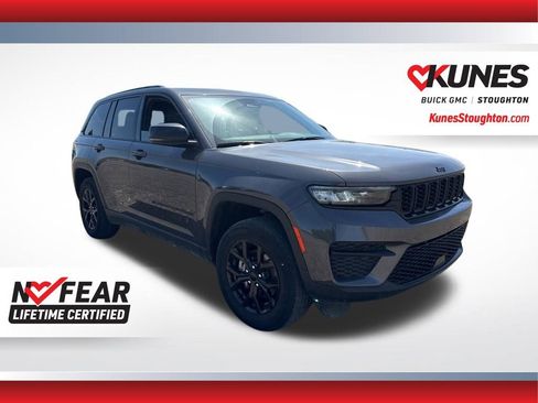 Used 2024 Jeep Grand Cherokee Altitude AWD/4WD image 1
