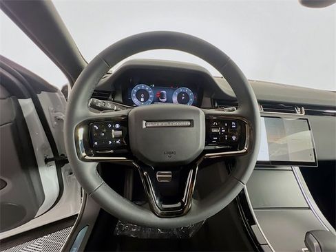 Used 2024 Land Rover Range Rover Evoque S image 21